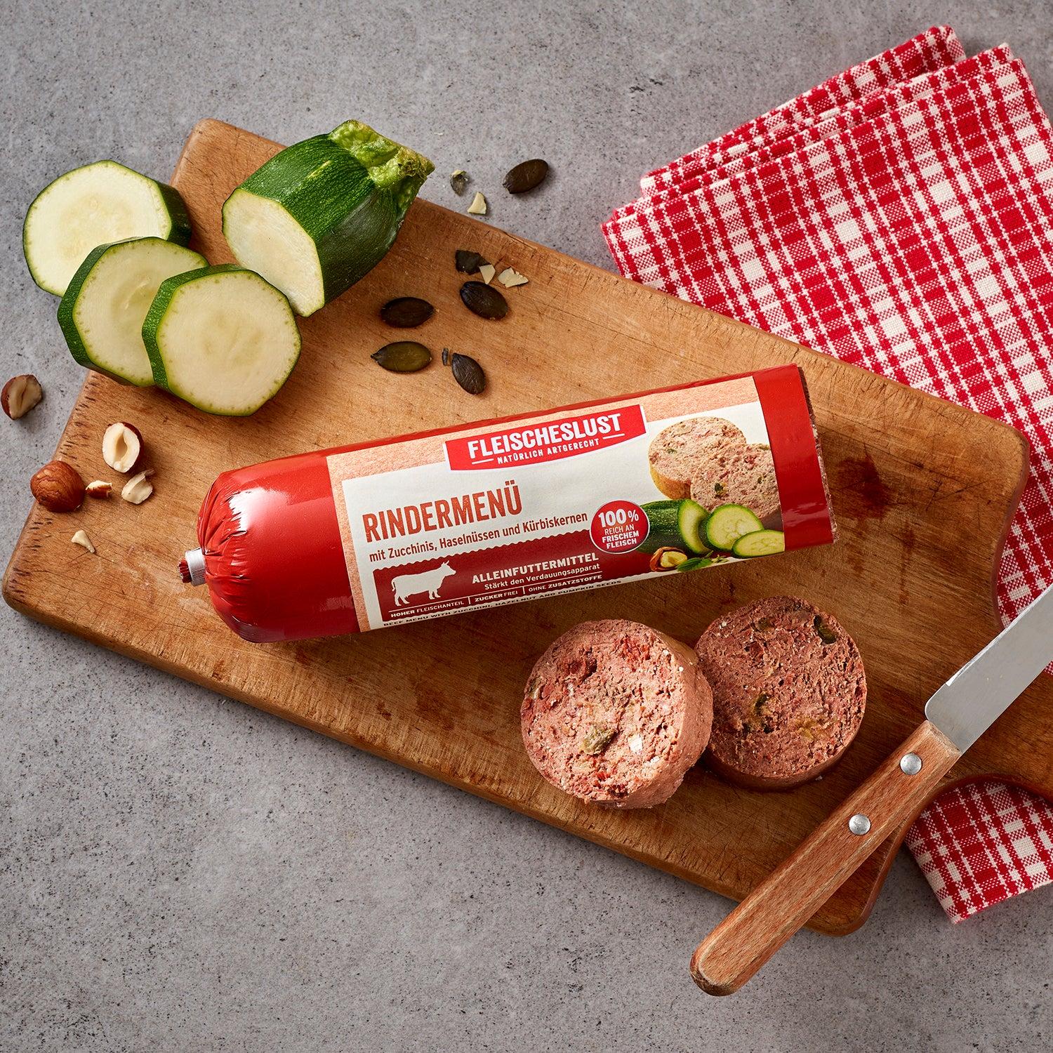 Fleischeslust Rindermenü mit Zucchinis, Haselnüssen und Kürbiskernen 200 g