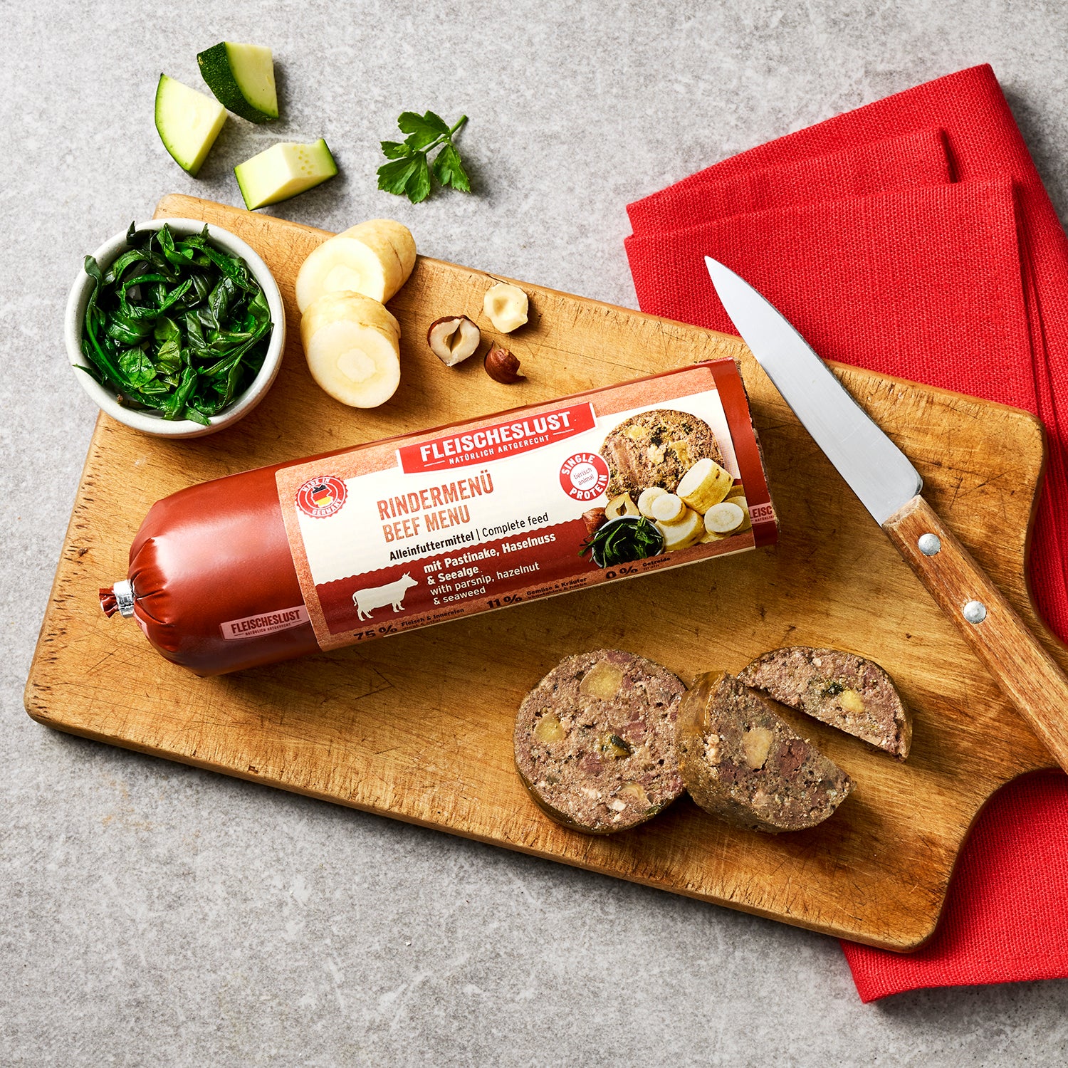 Fleischeslust Rindermenü mit Pastinake, Haselnuss Seealge 400 g Essen, Brot